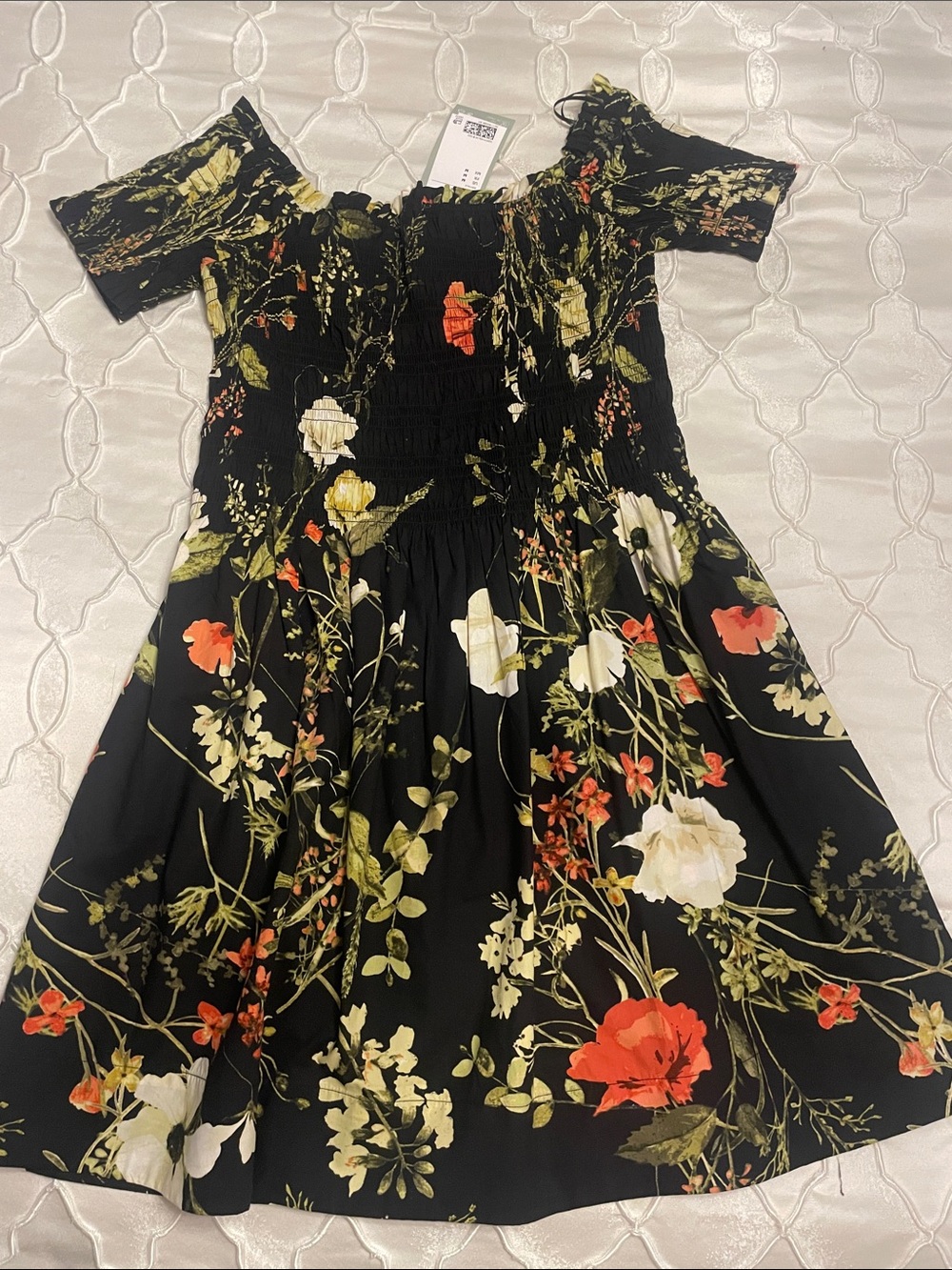 H&M Black Off-Shoulder Floral Casual Dress